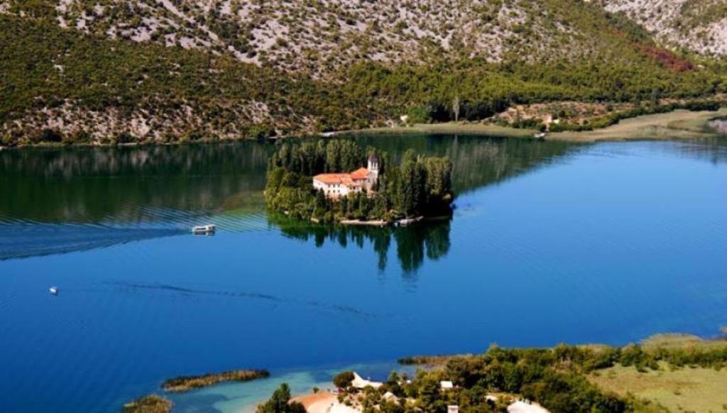 Krkahaus Hotel โลโซวาซ ภายนอก รูปภาพ