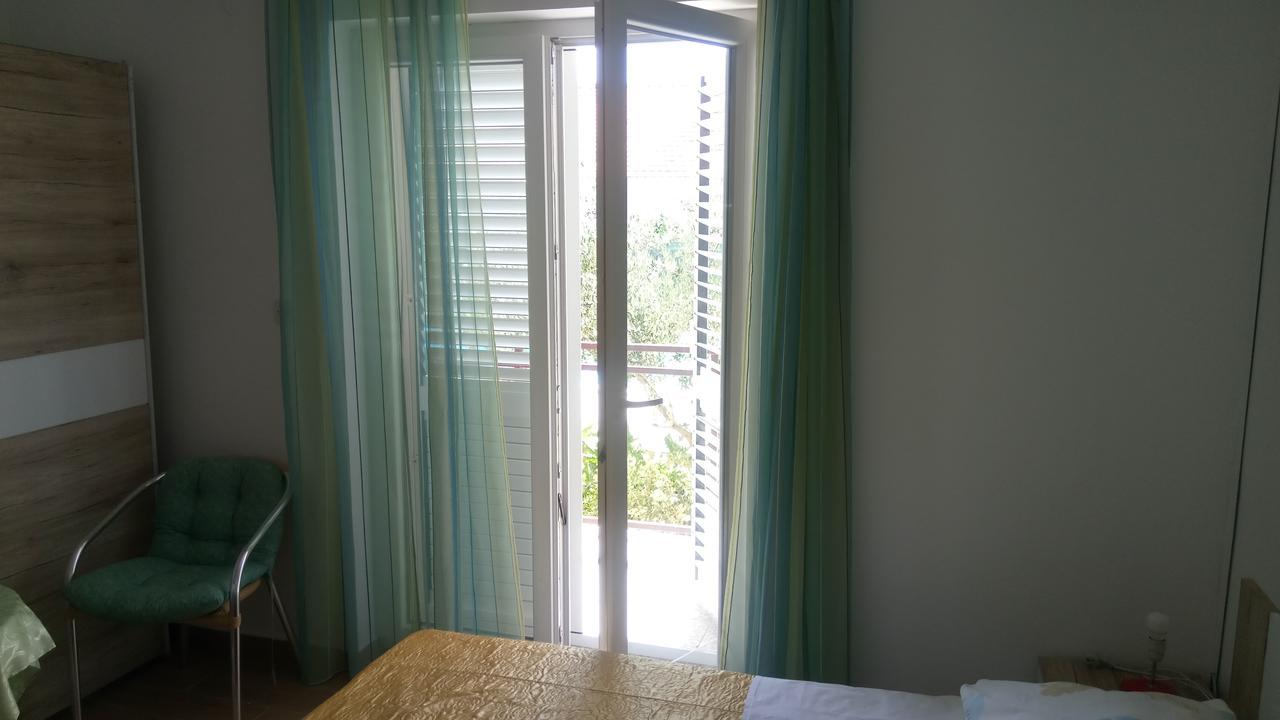 Krkahaus Hotel โลโซวาซ ภายนอก รูปภาพ